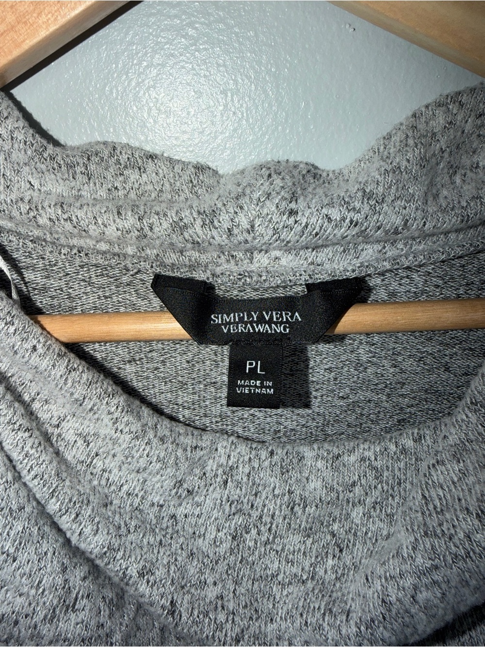 Simply Vera Wang Sweater PL Gray Cowl Neck Soft Knit Petite Large Top - Picture 2 of 8